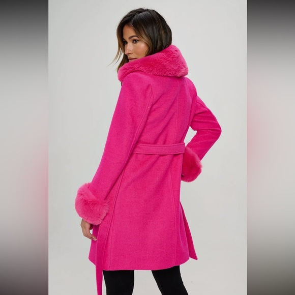 BOUTIQUE Pink Fur-Trimmed Coat - Picture 3 of 3